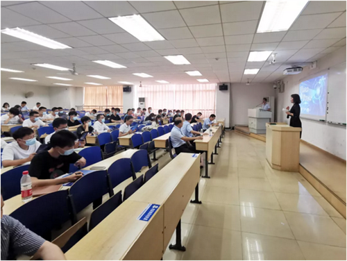 新“鋰”想 新起點(diǎn)！中偉2022年校園招聘中南大學(xué)站宣講會(huì)舉行